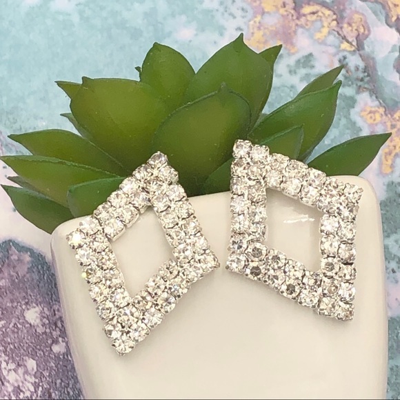 🍀 RHINESTONE Open Diamond Stud Earrings - Picture 1 of 2
